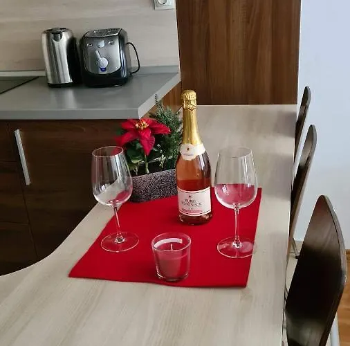 Luxury In Belvedere Club Apartment