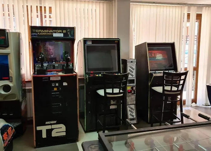 Luxury In Belvedere Club